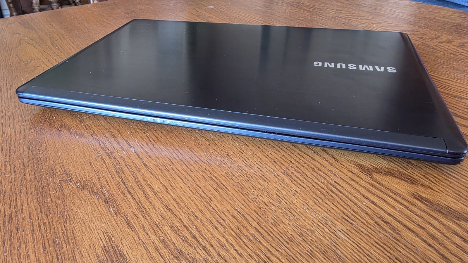 Samsung NP470R5E 15.6″ Laptop Intel Core i5-3230M @ 2.60 Ghz 6GB 750GB HDD W10