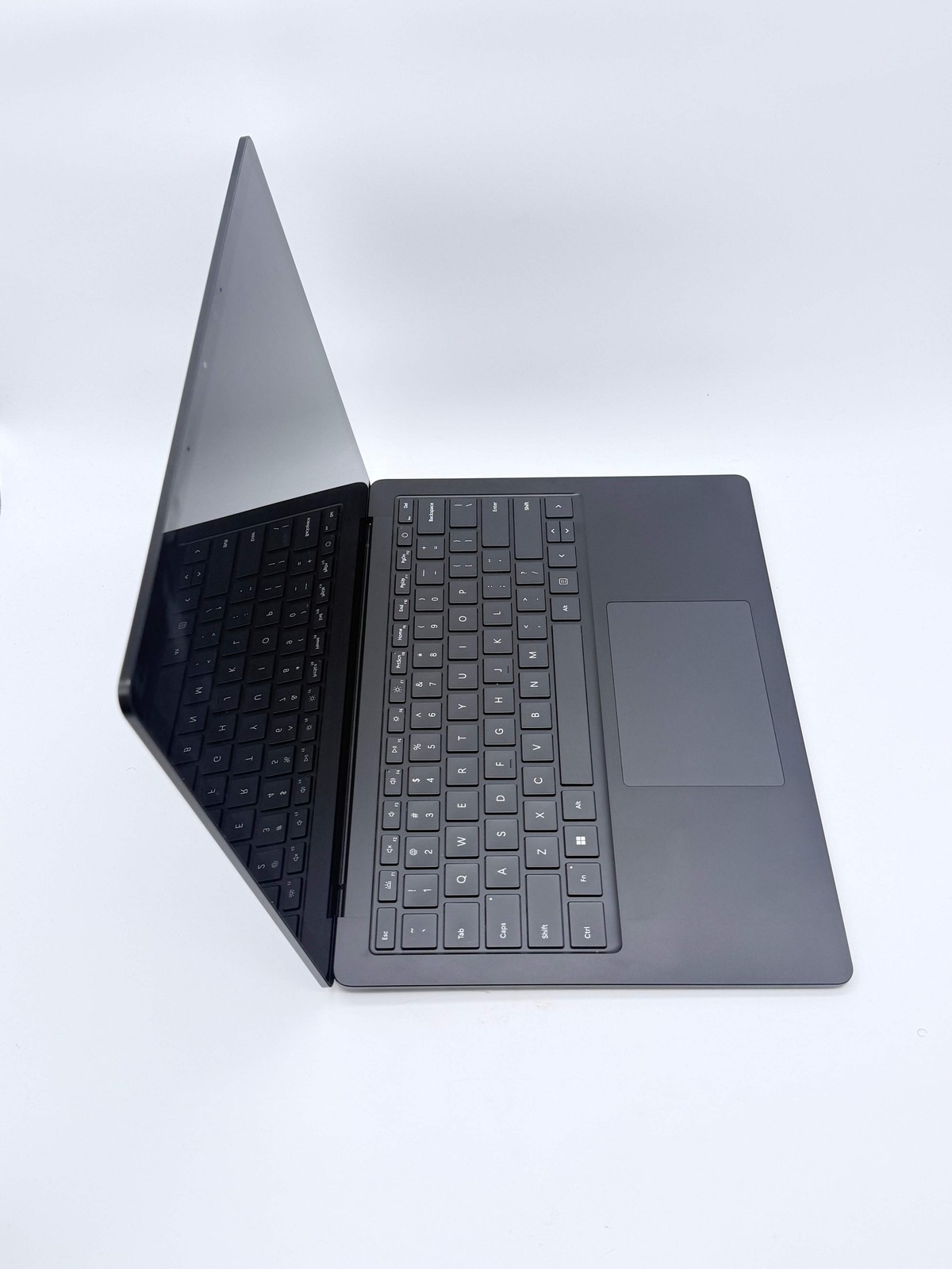 Microsoft Surface Laptop 5 1951 13.5 Inch Intel i7-1265U 32GB RAM 512GB SSD Blac