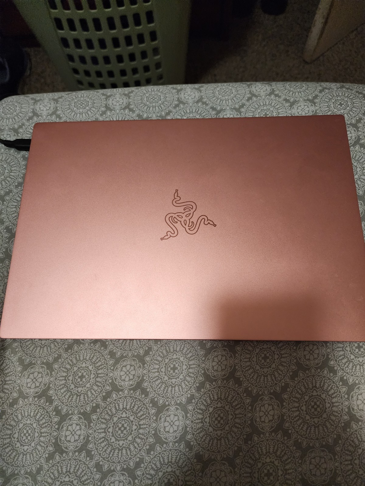 Razer Blade Stealth Pink 13.3″ i7-8565U 16GB 256GB SSD Win 2019 FHD