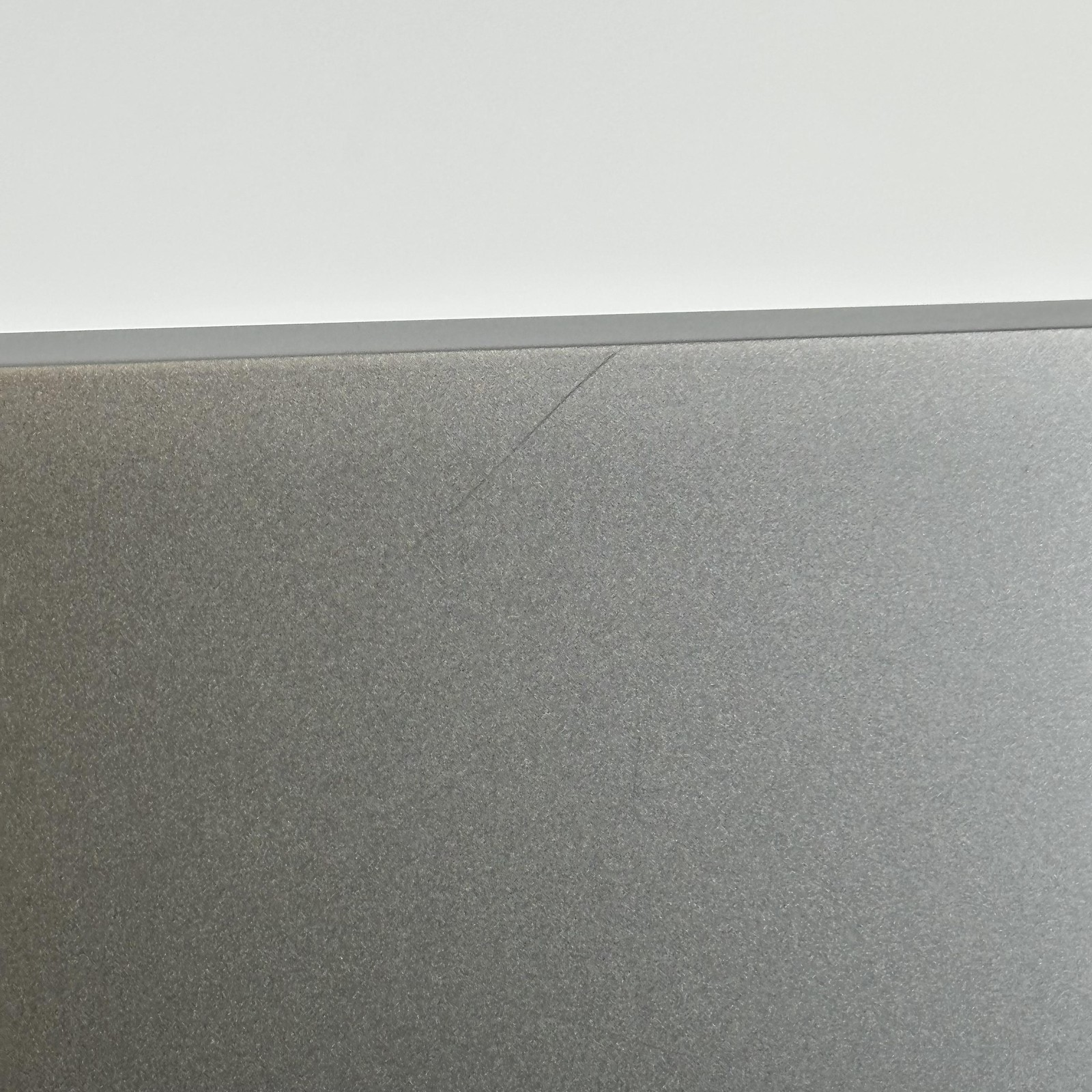 Dell Precision 5480 14 Gray FHD 2.5 GHz i7-13800H 32GB 256GB SSD RTX A1000 Good