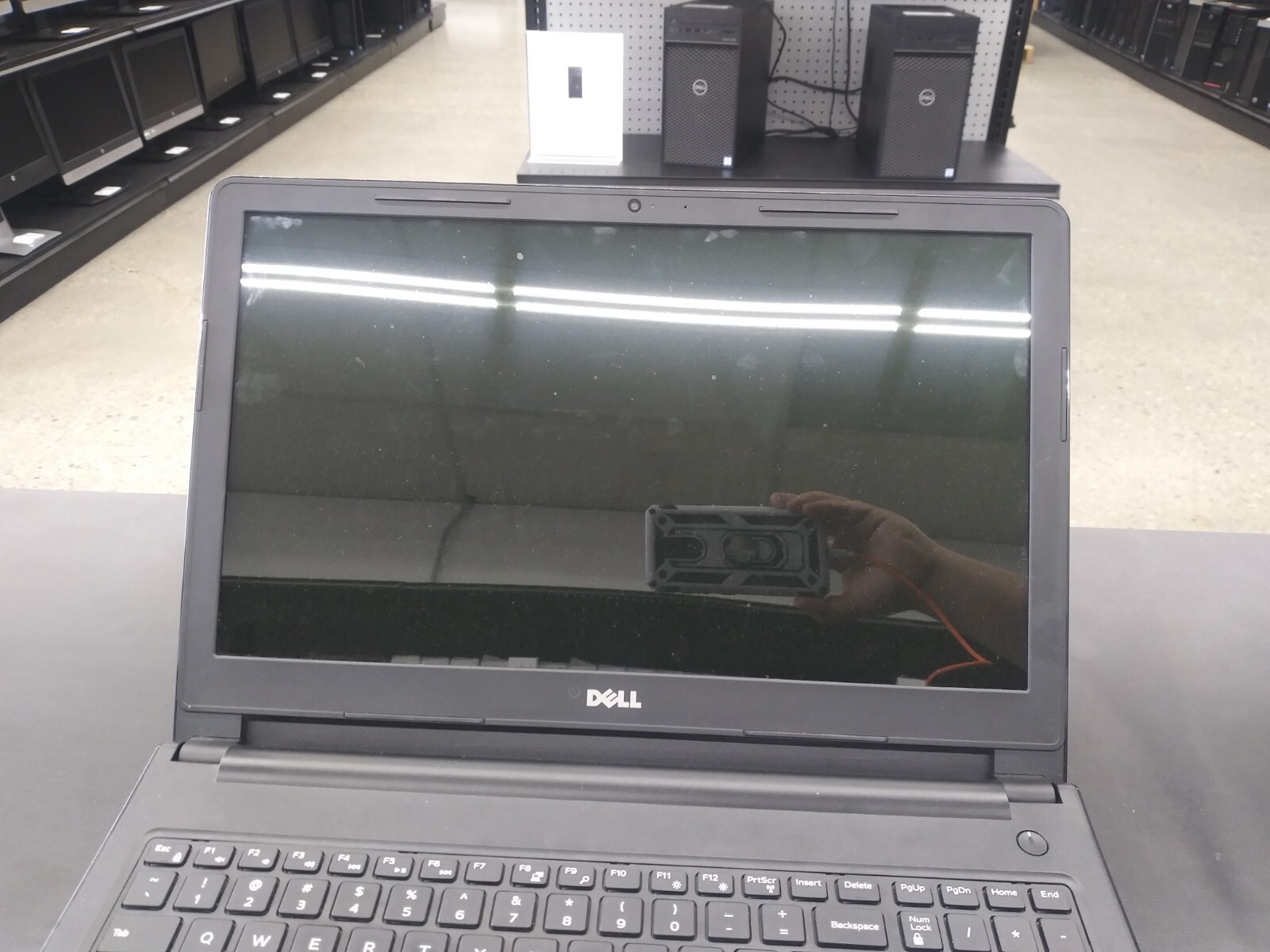 Inspiron 15 3567 AS-IS for Parts & Non-Functional No Ram/HDD