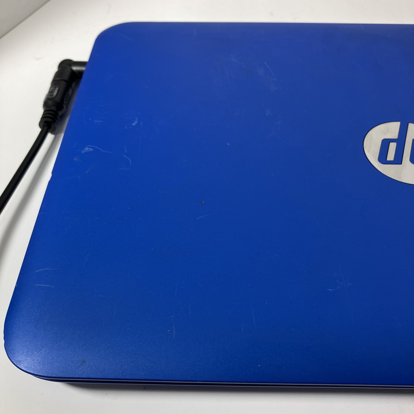 HP Stream RTL 8723 BE Laptop. Fully Functional Windows 8 No Charger