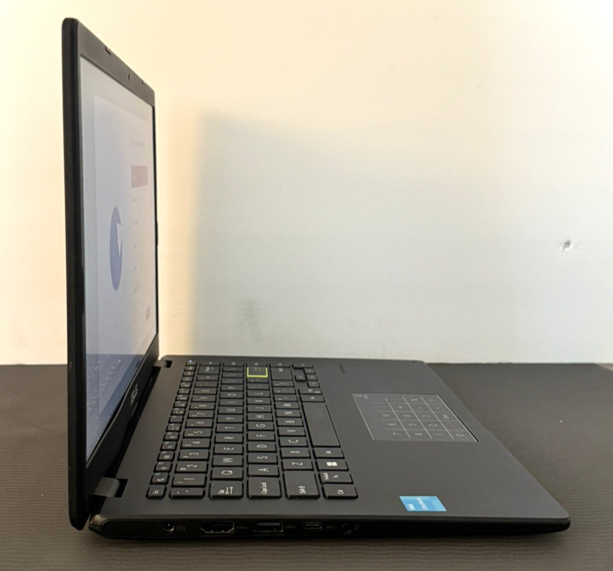 ASUS Vivobook Go 14 – 14″ – Intel N4500 – 4GB – 128GB – E410KA-TB.CL4128BK