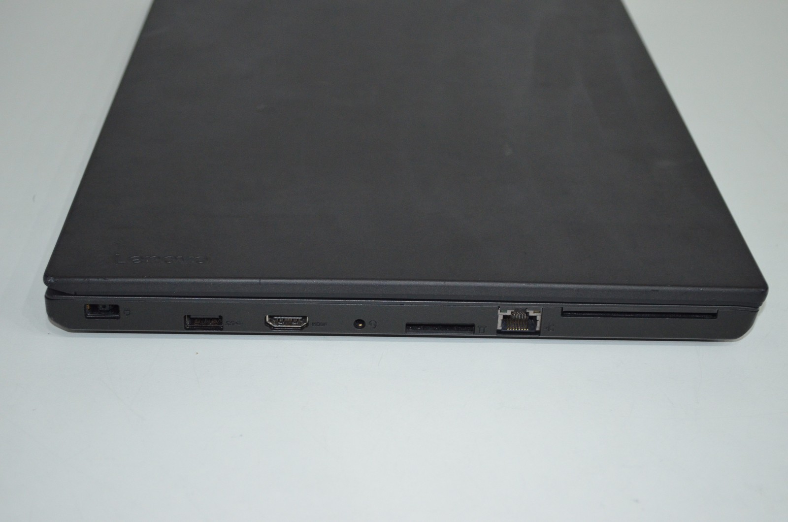 Lenovo ThinkPad P50s – Intel Core i7-6500U – 8GB RAM – 256GB SSD – WIN11Pro