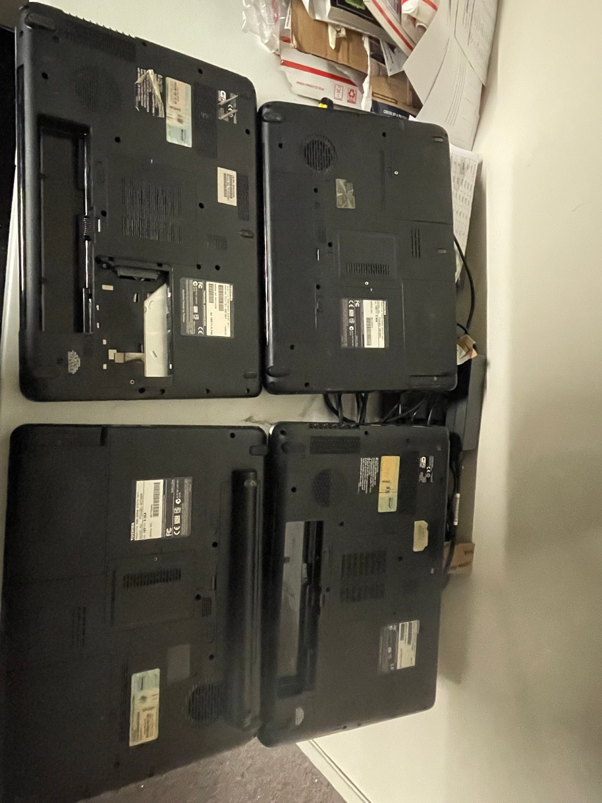 lot 4 Toshiba Satellite (2) A305, (2) A505 Laptops – Parts/Repair Wholesale