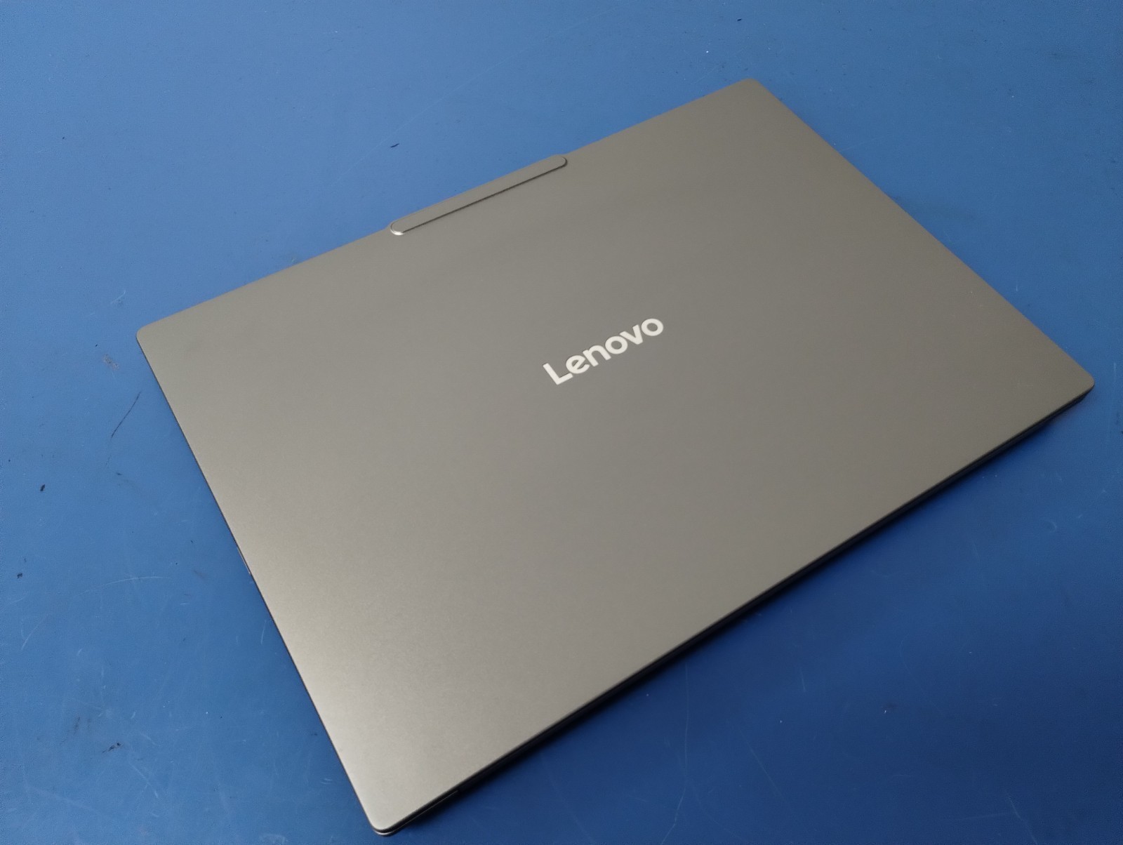 Lenovo IdeaPad Pro 5 16IAH10, Intel Core Ultra 9 285H, 32 GB RAM, 1 TB NVMe SSD