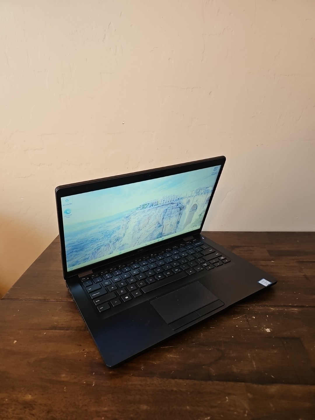 Dell Latitude 5401 – i7-9th – 256GB NVMe – 16GB RAM