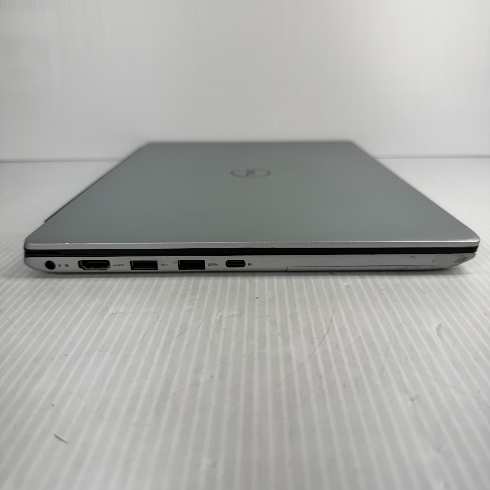 Dell Vostro 5490 i7-10510U 14″ Windows 11 Pro Laptop 128GB SSD 16GB *ROUGH SHAPE
