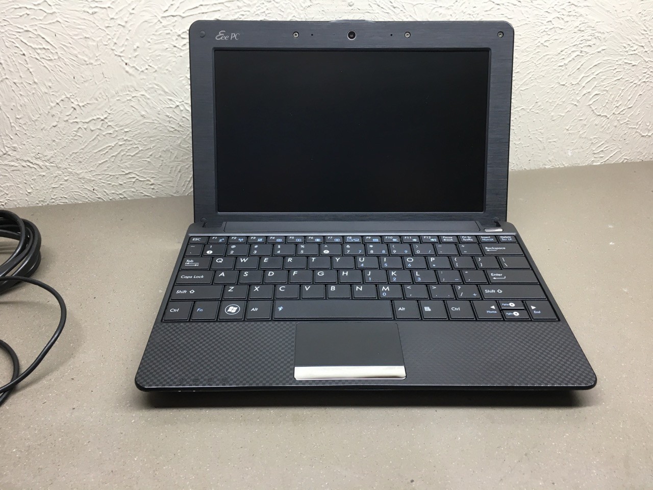 🤖 ASUS Eee PC 1001px 10.1″ LCD 1GB 1.66GHz Intel ATOM N450 160GB HD Debian 13