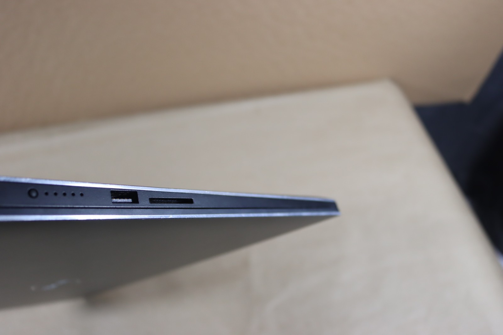 Dell Precision 5540 i7-9850H 512GB SSD 16GB RAM Nvidia Quadro T1000
