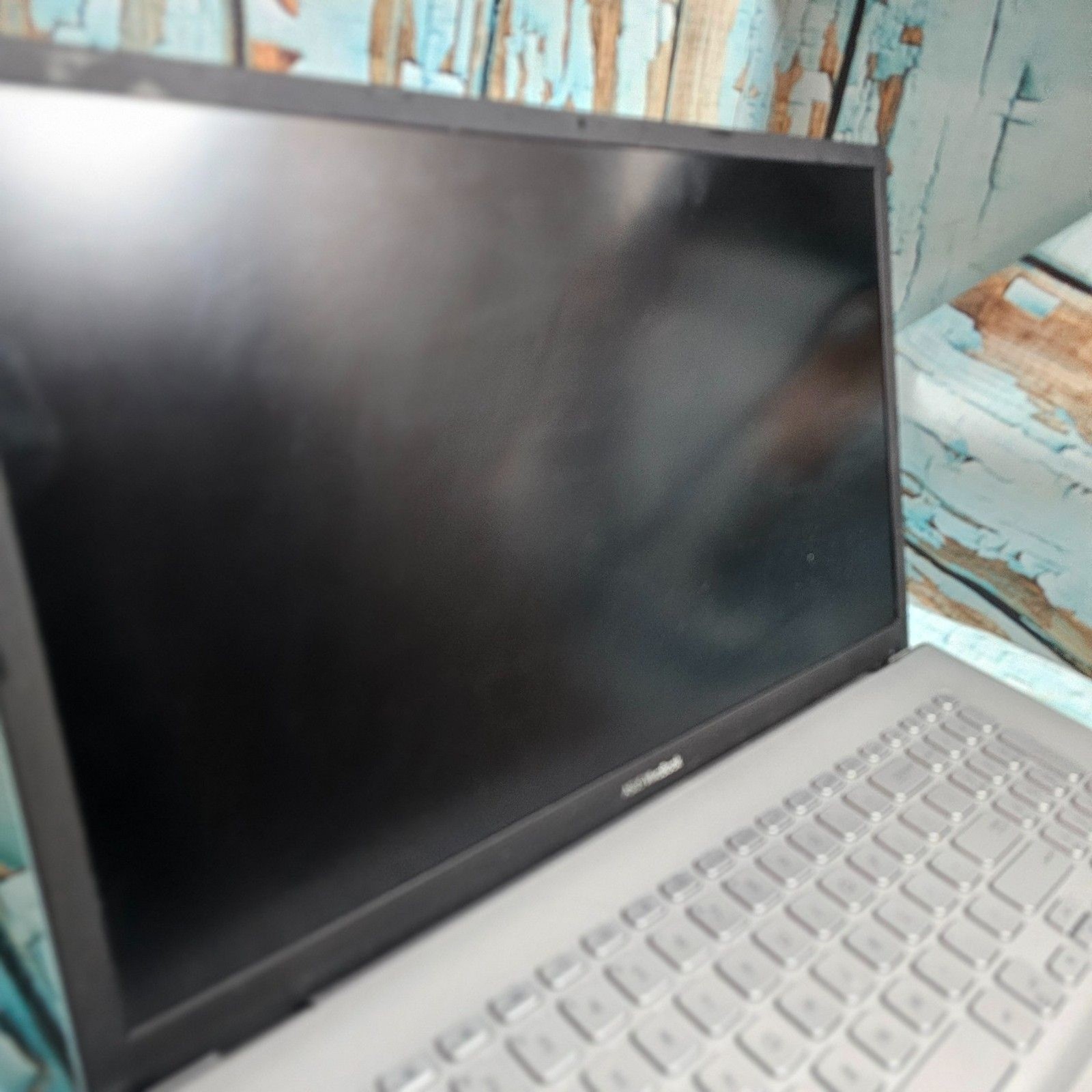ASUS VivoBook 17 X712JA/S712J 17.3″ Laptop i5-1035G1 8GB RAM 1TB Win 11 Charger
