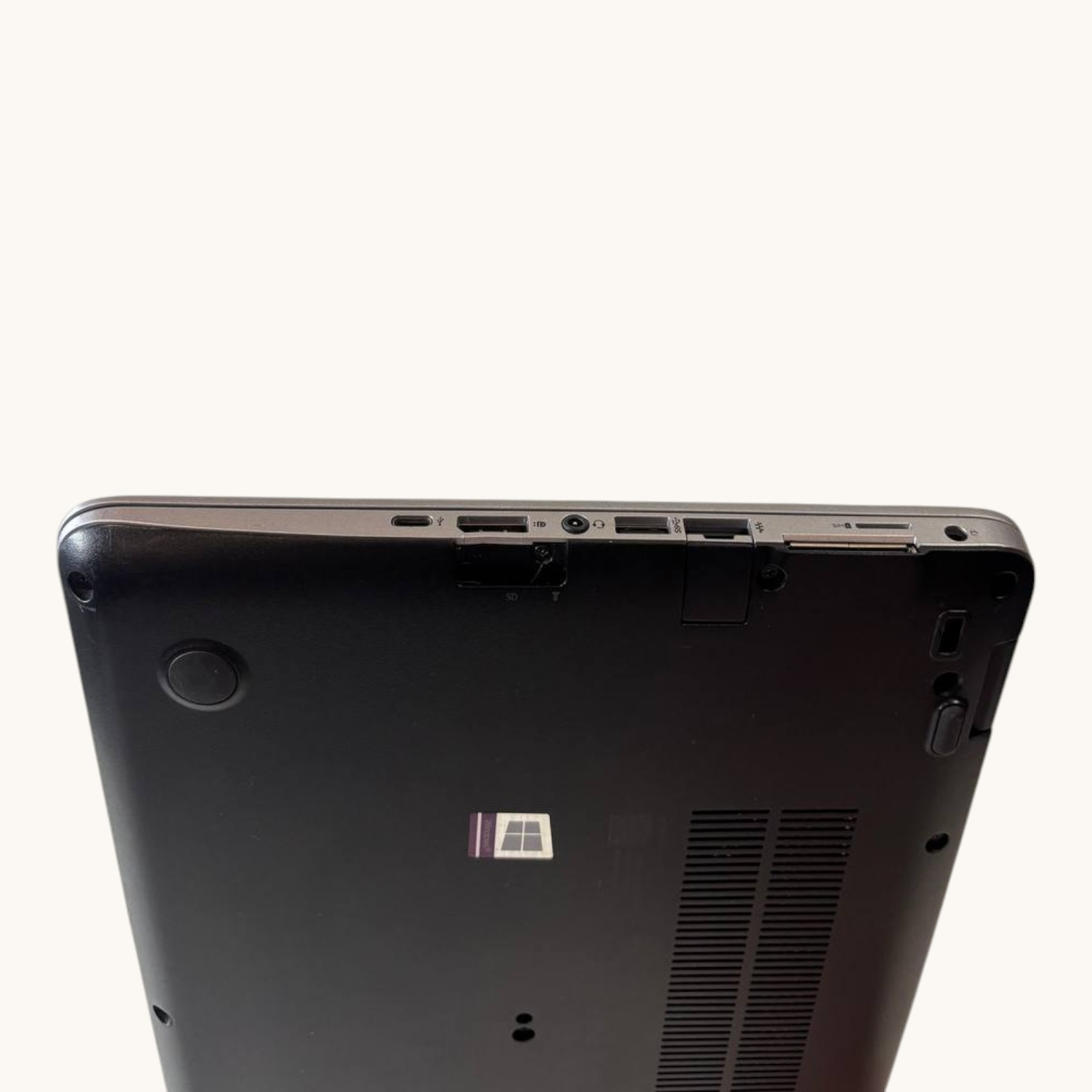 HP EliteBook 840 G4 14″ Laptop i5-7th Gen 8GB RAM 256GB SSD Windows 11 Pro #127