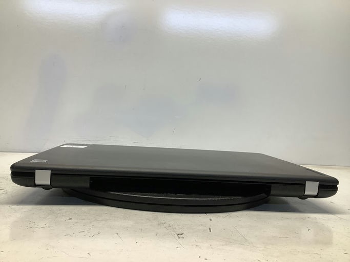 Lenovo ThinkPad E550 Intel i3-4005U 1.7GHz 8 GB NO HDD