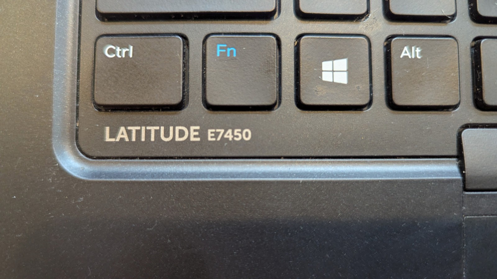 Dell Latitude E7450 i5-5300U 2.3Ghz 8GB 256GB SSD Win 11 Pro Webcam