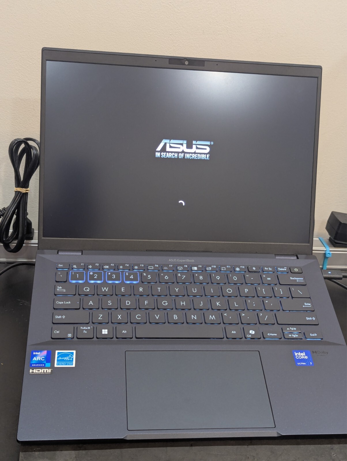 Asus ExpertBook 14 WQXGA Intel U7-155H 16GB Ram 512GB SSD Warranty B5404CMA-XS74