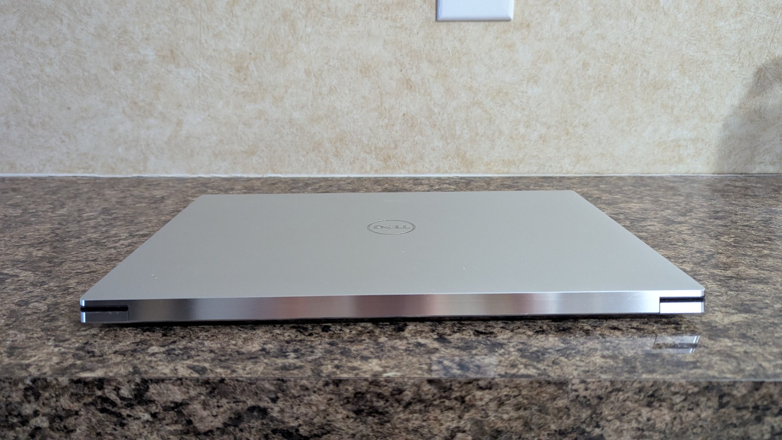 Dell XPS 15 9500 15.6″ Core i7-10750H 2.60Ghz 32GB RAM 512GB NVMe GTX 1650 Ti