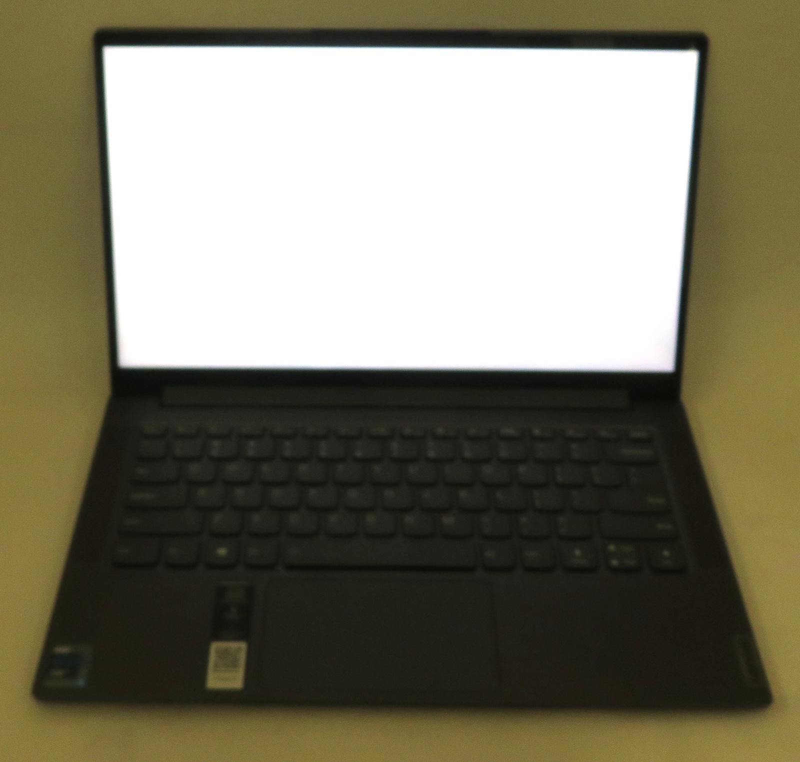 Lenovo IdeaPad Slim 7 14ITL05 i7 1165G7 2.8GHz 16GB RAM 512GB Win11 Pro