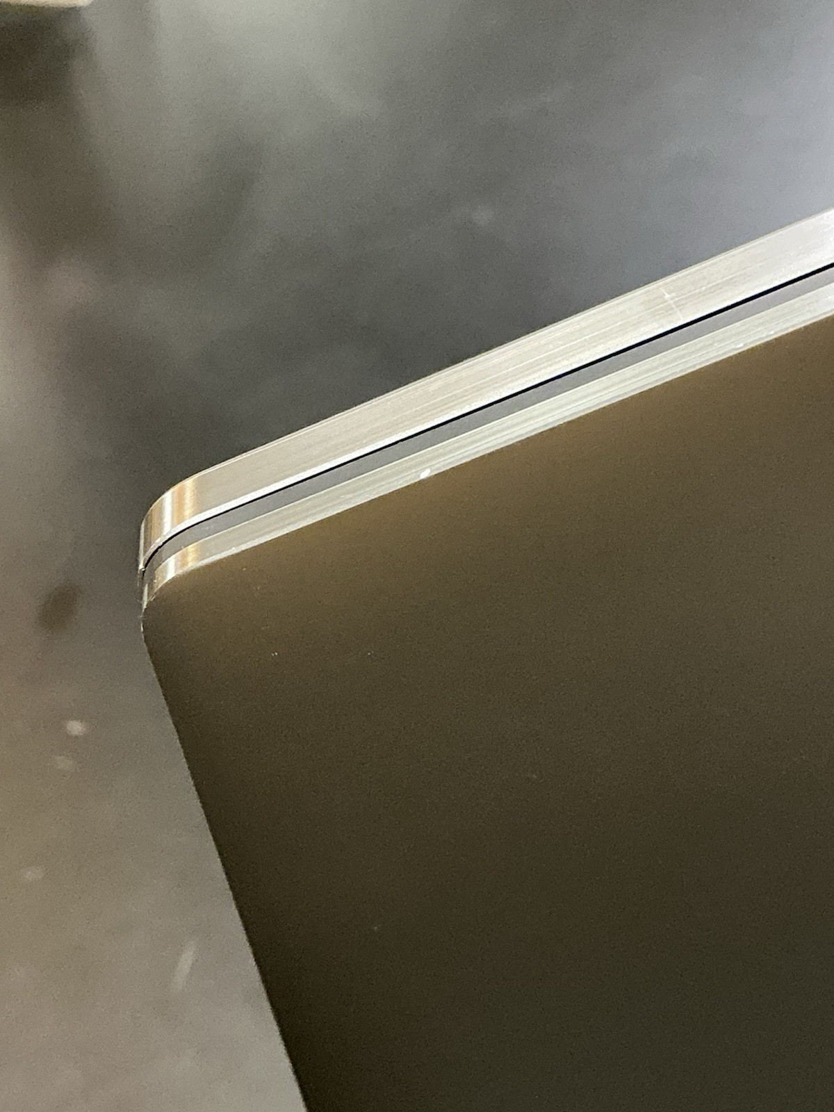 Dell Latitude 9520 15″