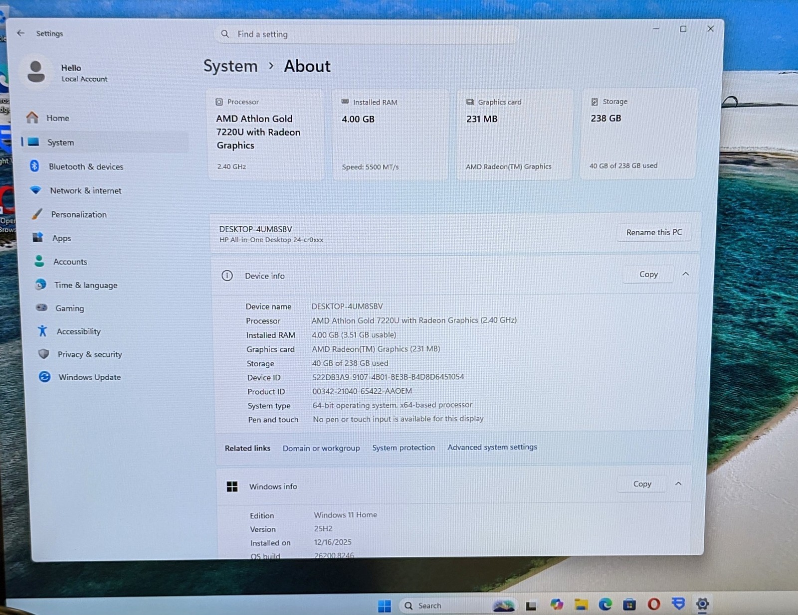 HP AIO 24-CR0046 DESKTOP AMD ATHLON GOLD 7220U 4GB 256GB