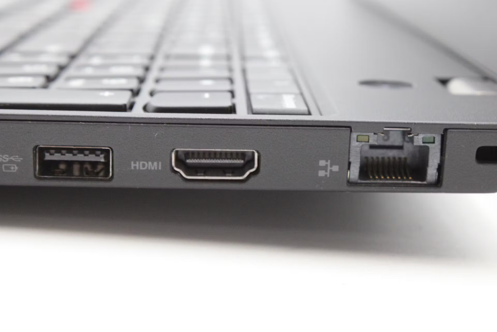 Lenovo ThinkPad P52s Used 15.5″ i7-8650U, 256GB NVMe, 16GB RAM, P500