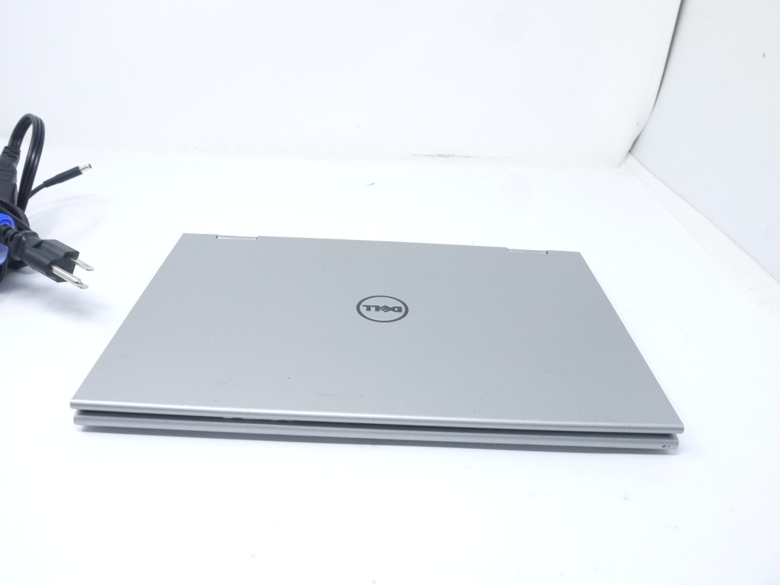 Dell Inspiron 11 11.6″ 2-in-1 Laptop – Pentium N3700 / 4GB / 500GB HDD / Win10