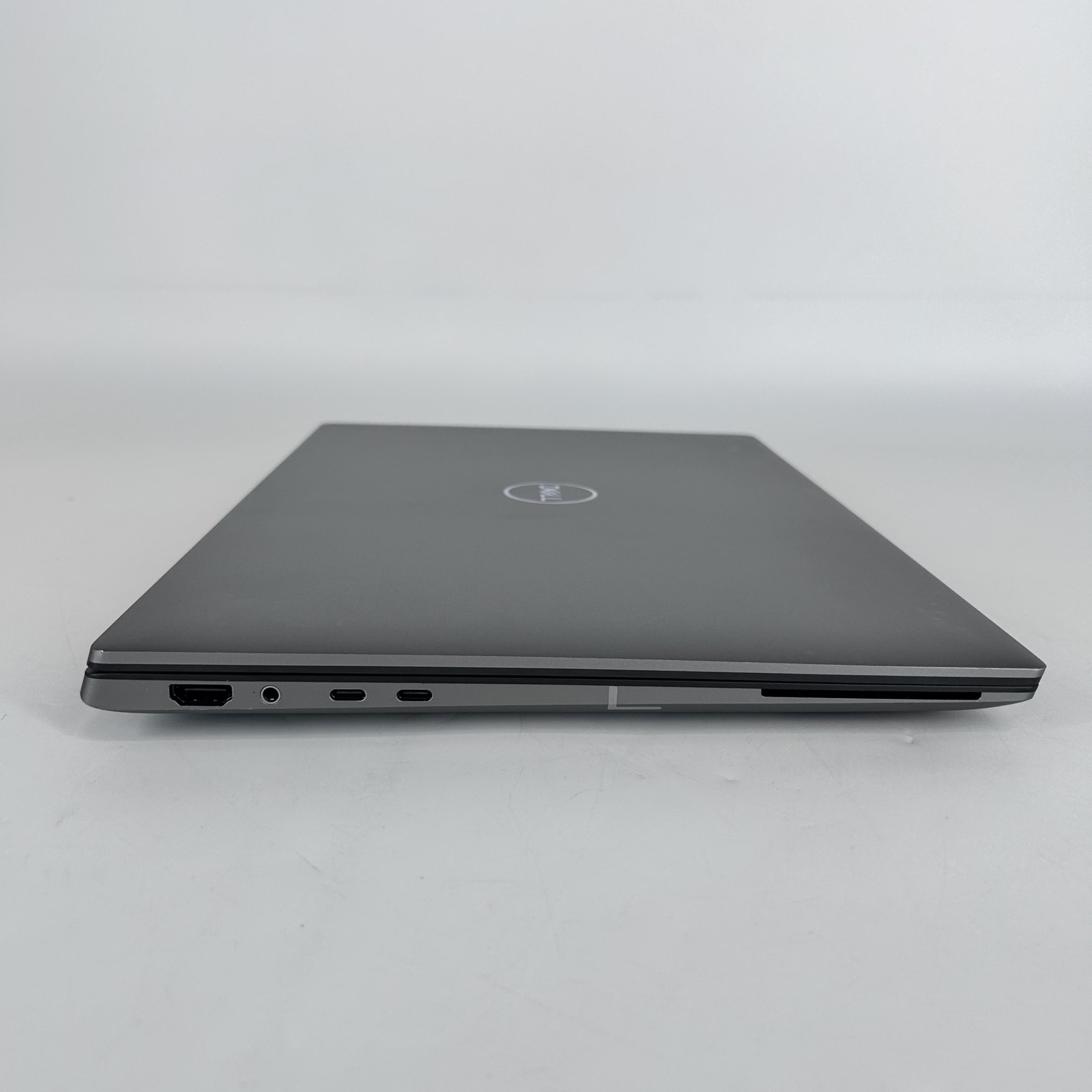 Dell Precision 5680 16 FHD+ 2.5 GHz i7-13800H 32GB 512GB SSD RTX 2000 Ada