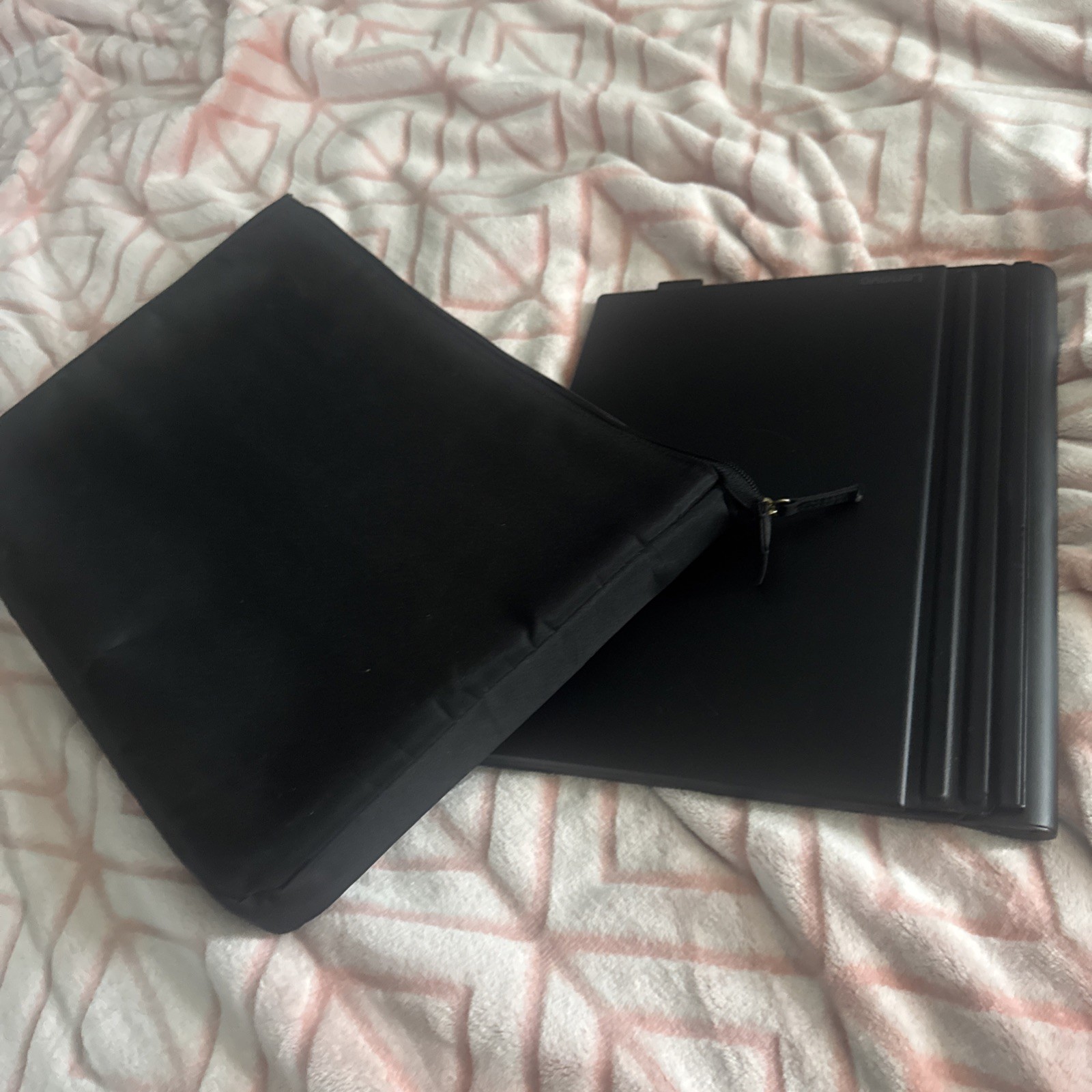 Lenovo ThinkPad x12 Detacheble Gen 1 12.3″ FHD+ i7-1180G7 16/256 W11 Pro Pen