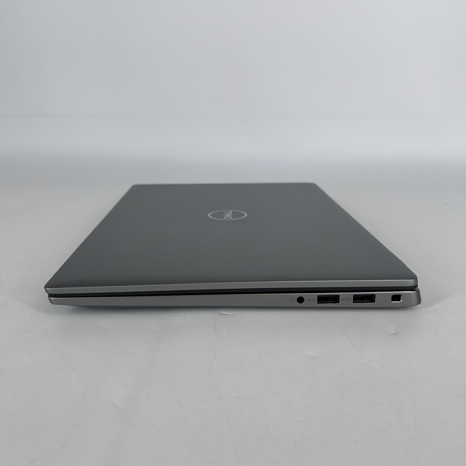 Dell Latitude 7450 14 Gray FHD+ 2.1 GHz Ultra 7 165U 32GB 512GB SSD Good