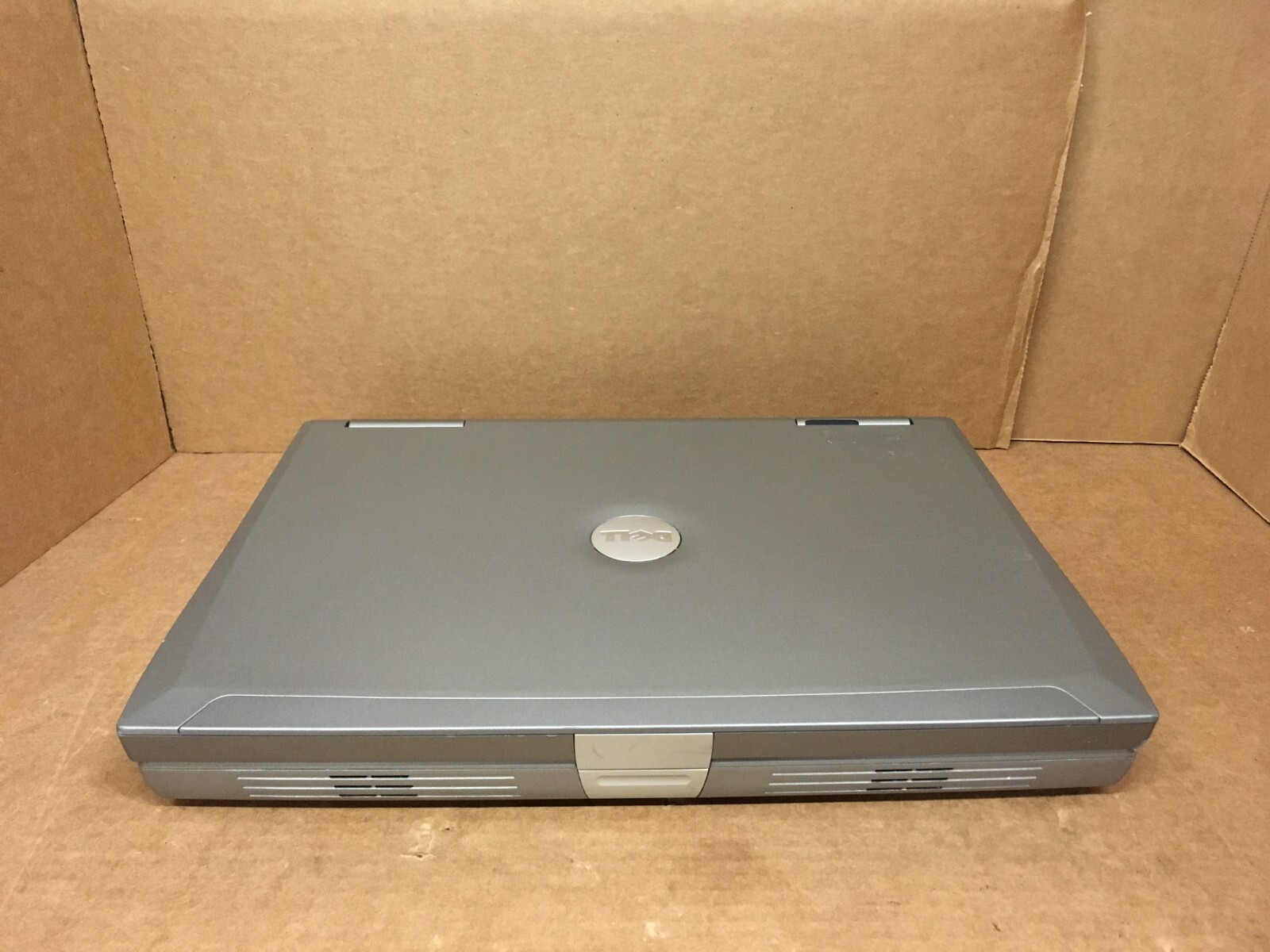 Dell Latitude D810 Laptop 1.73GHz 1GB RAM 80GB HDD ATI Radeon X600 Windows XP