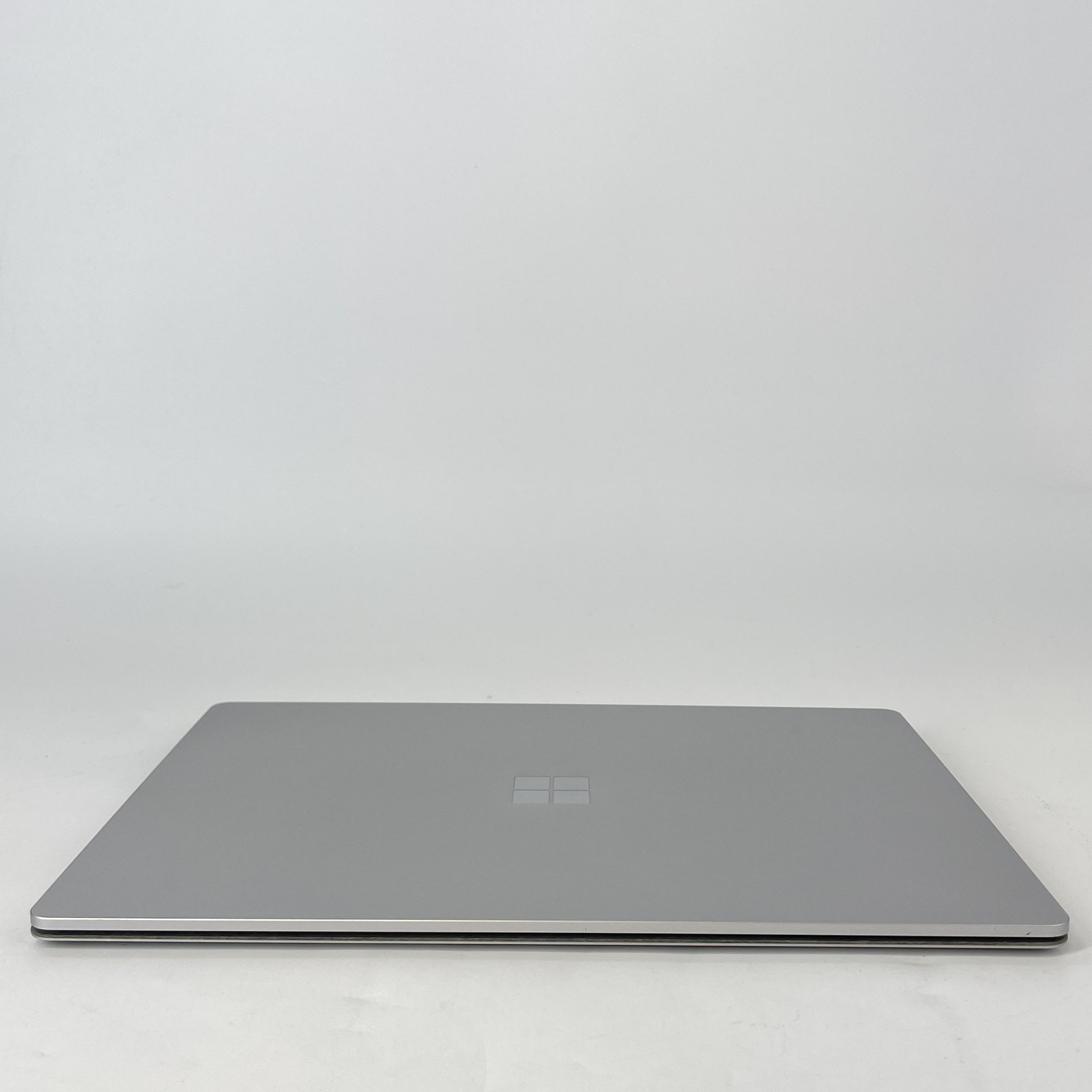 Microsoft Surface Laptop 5 13 2K TOUCH 2.5 GHz i5-1235U 16GB 512GB SSD Very Good