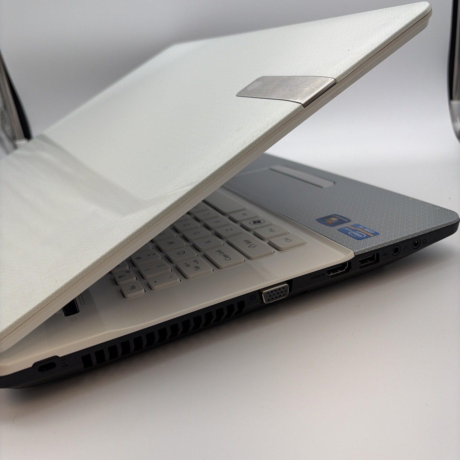 GATEWAY NV77H20u – FOR PARTS – Intel Core i5-2430M L96
