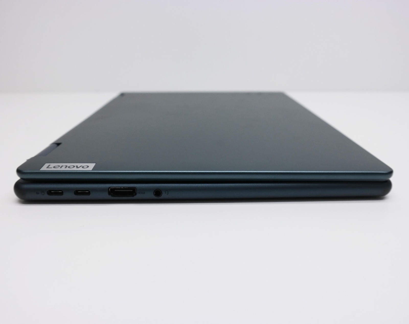 Lenovo Yoga 6 13ABR8 13″ AMD Ryzen 7 7730U 16GB RAM 512GB SSD