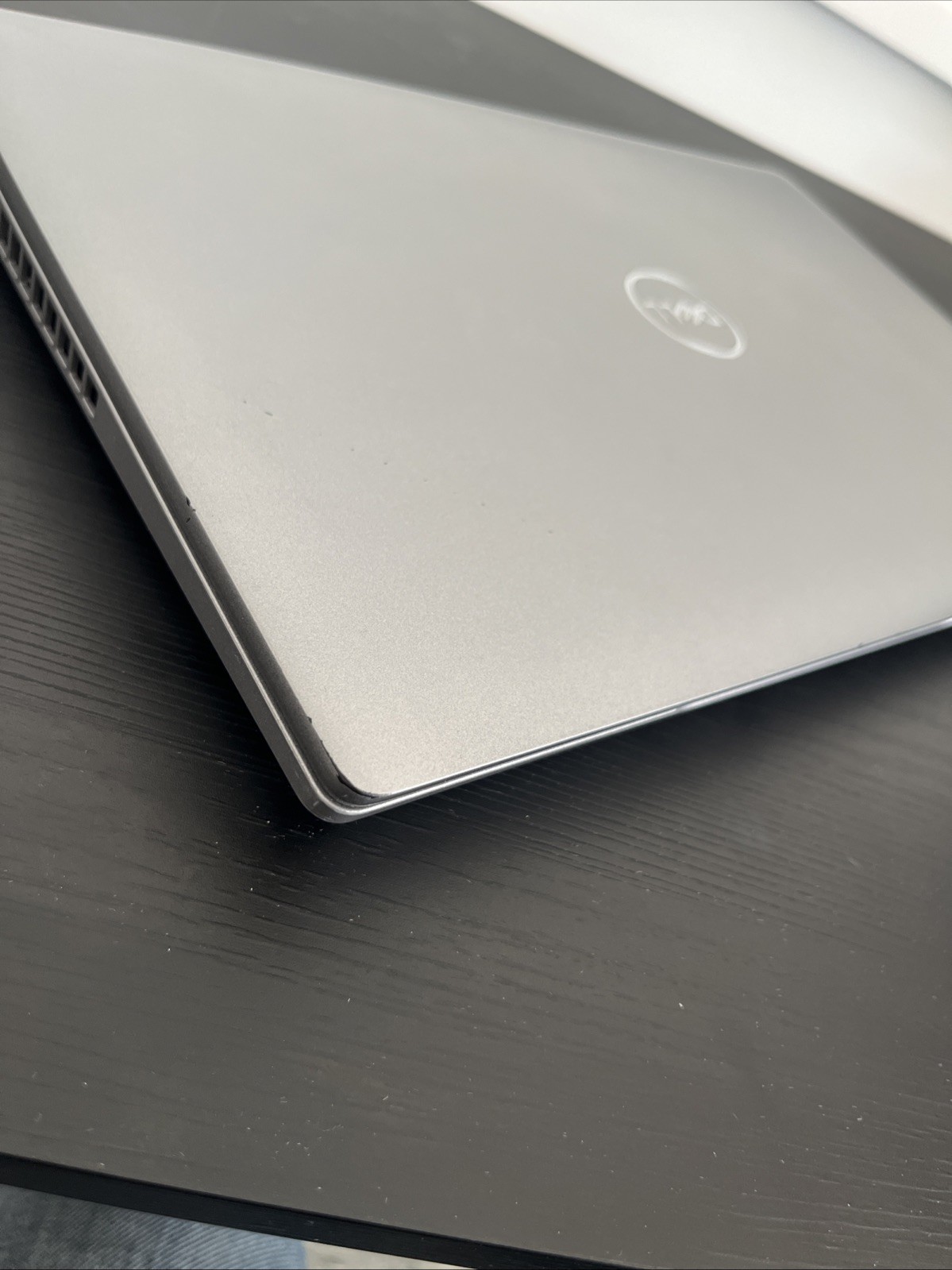 Dell Latitude 5521 I i7 11. Gen I 16GB I 512GB I MX450 I DE Keyboard