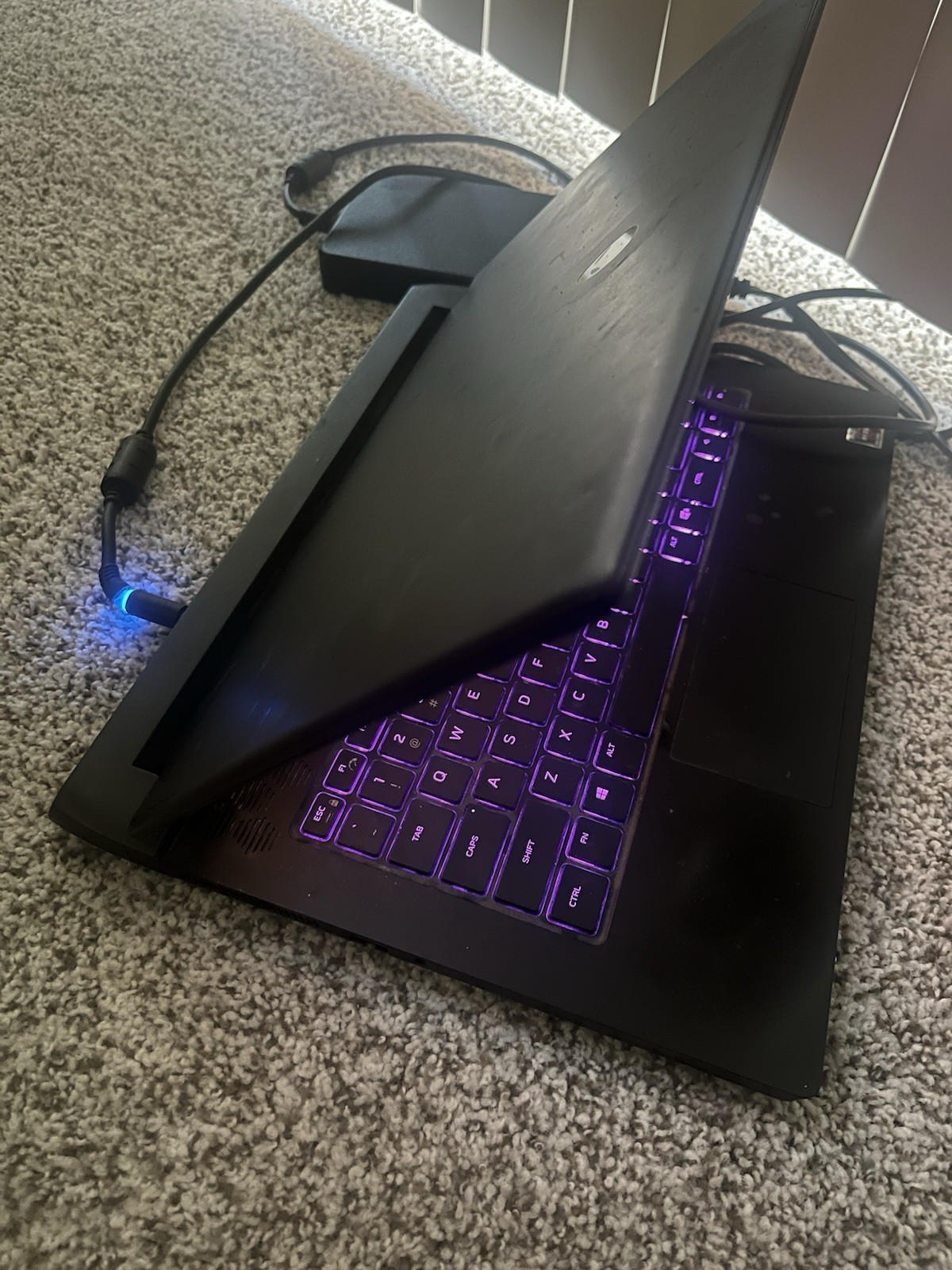 Alienware m15 Ryzen Ed. R5 15in Ryzen 9 5900HX RTX 3070 16GB 512GB W11