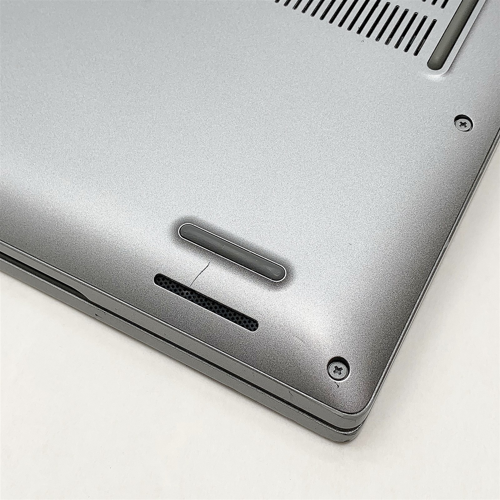 Dell Precision 3560 Laptop Intel Core i7 1165G7 2.80GHZ 15.6″ HD 8GB RAM NO HDD
