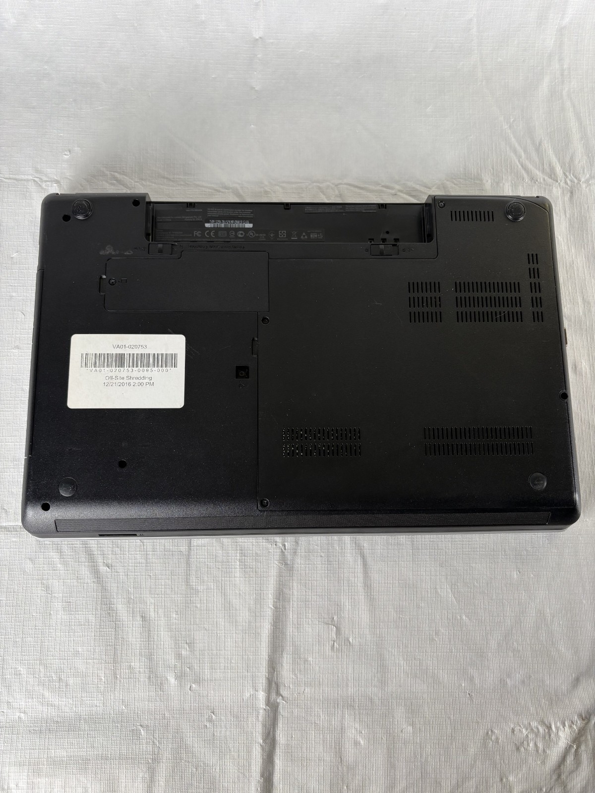 LOT OF 7 LENOVO THINKPAD E530 Laptop w/ Core i3 2.20 GHZ No HD/Battery Untested
