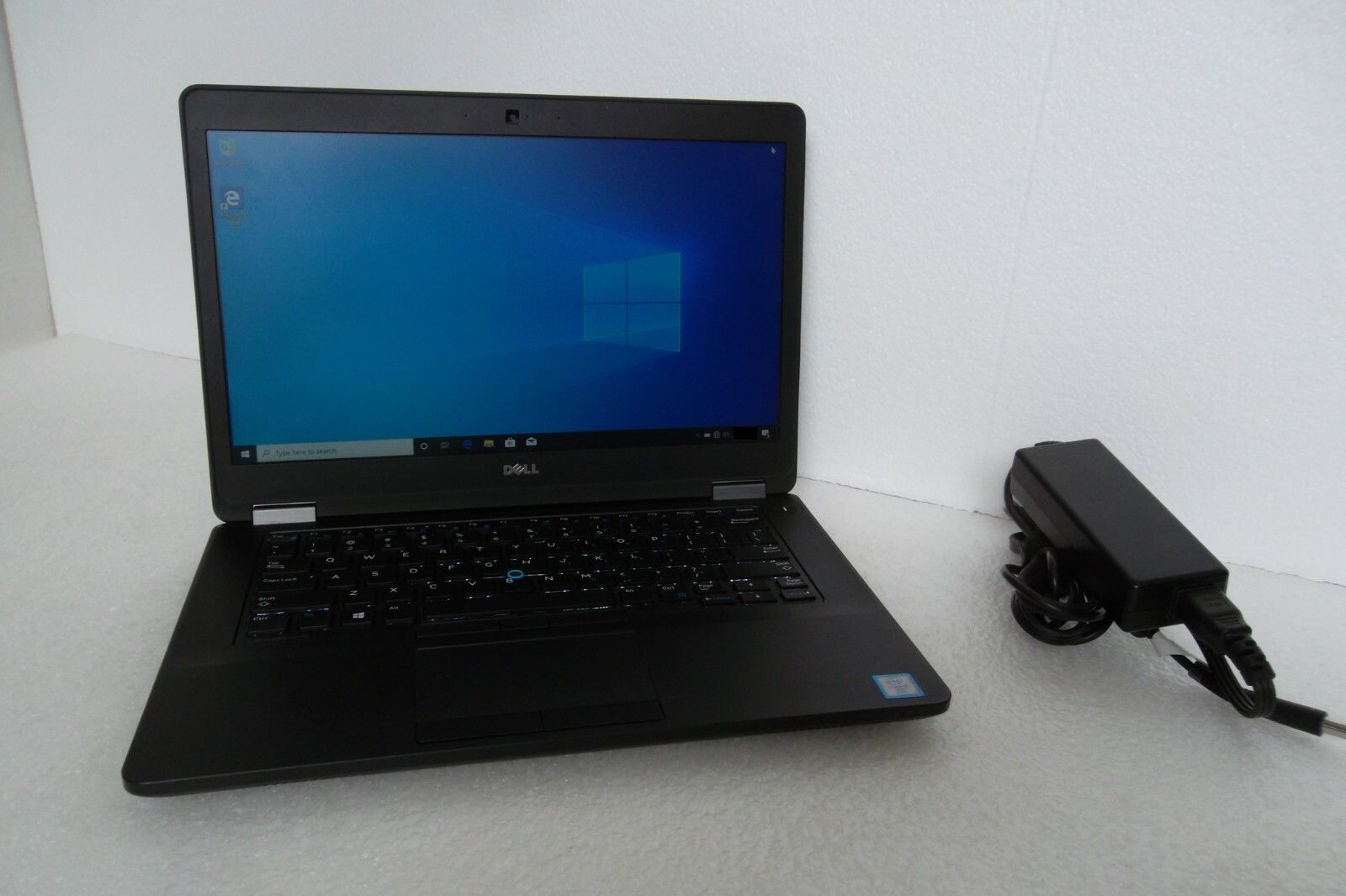 Dell Latitude E5470 14″ Intel Core i5 (6th Gen) 8GB Wi-Fi 500GB Webcam 1080p HD