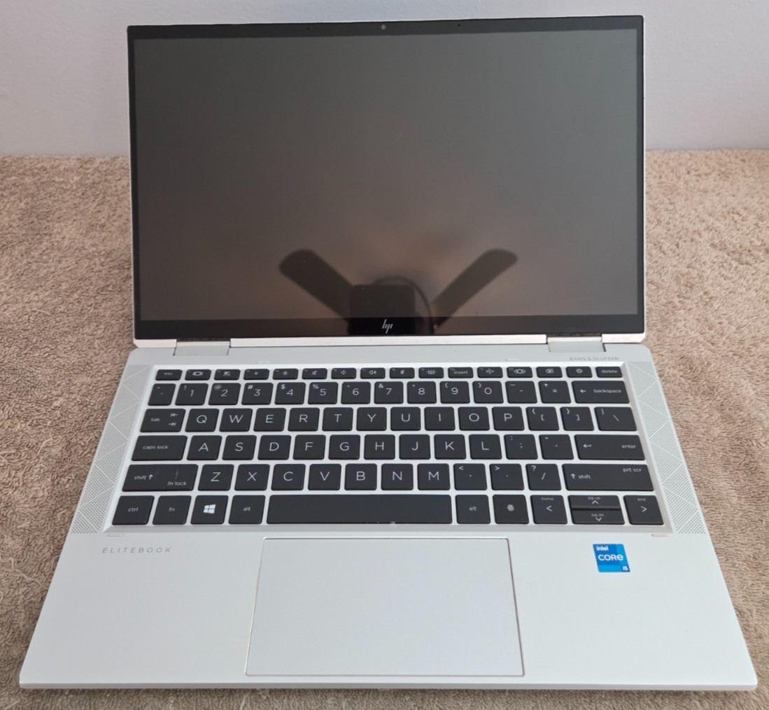 HP EliteBook x360 1030 G8 13.3″ 2-in-1 i5-1135G7 16GB Ram 256gb SSD Win 11 – A