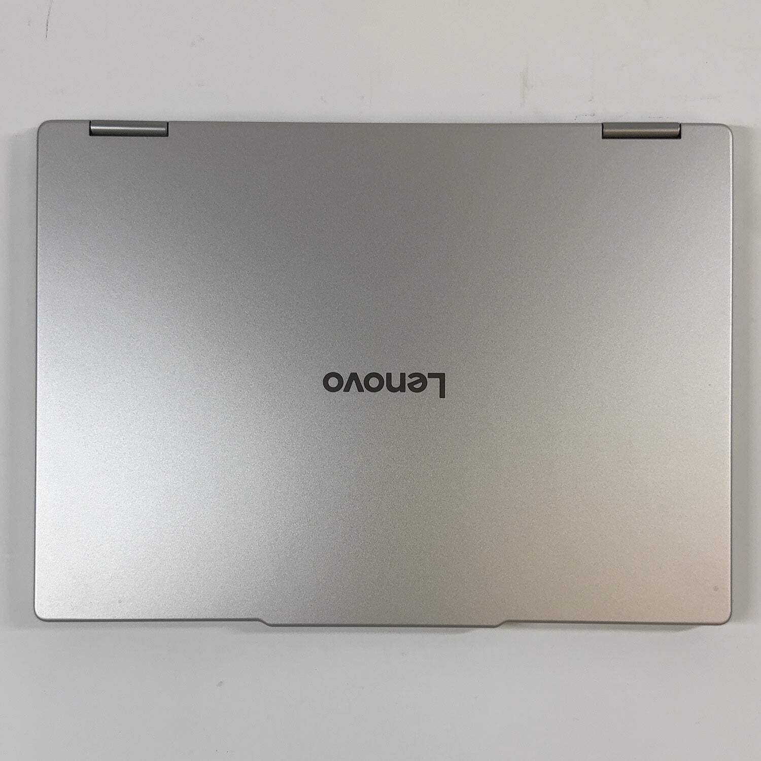Lenovo Yoga 7 2-in-1 14″ Ryzen AI 5 340 2.0GHz 16GB RAM 500GB SSD