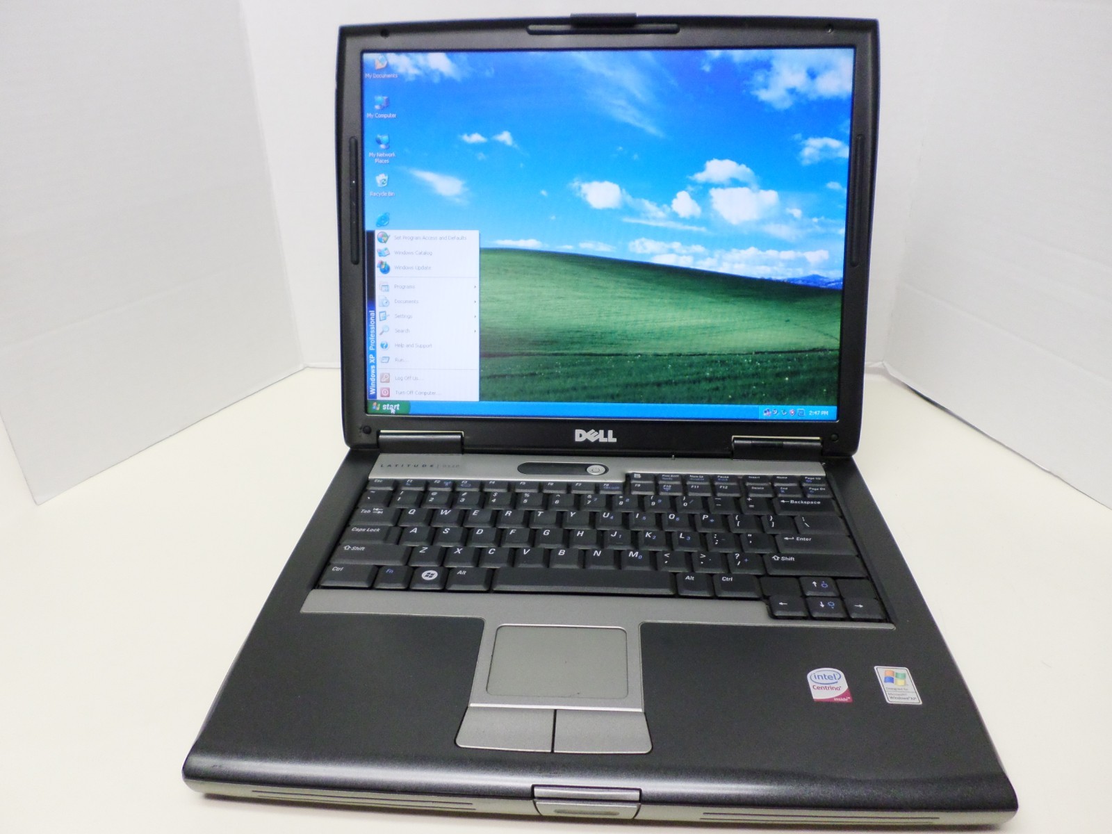 Dell D520 (1.66GHz/1GB/80GB/DVDROM) XGA, SERIAL Port, WINDOWS XP Pro