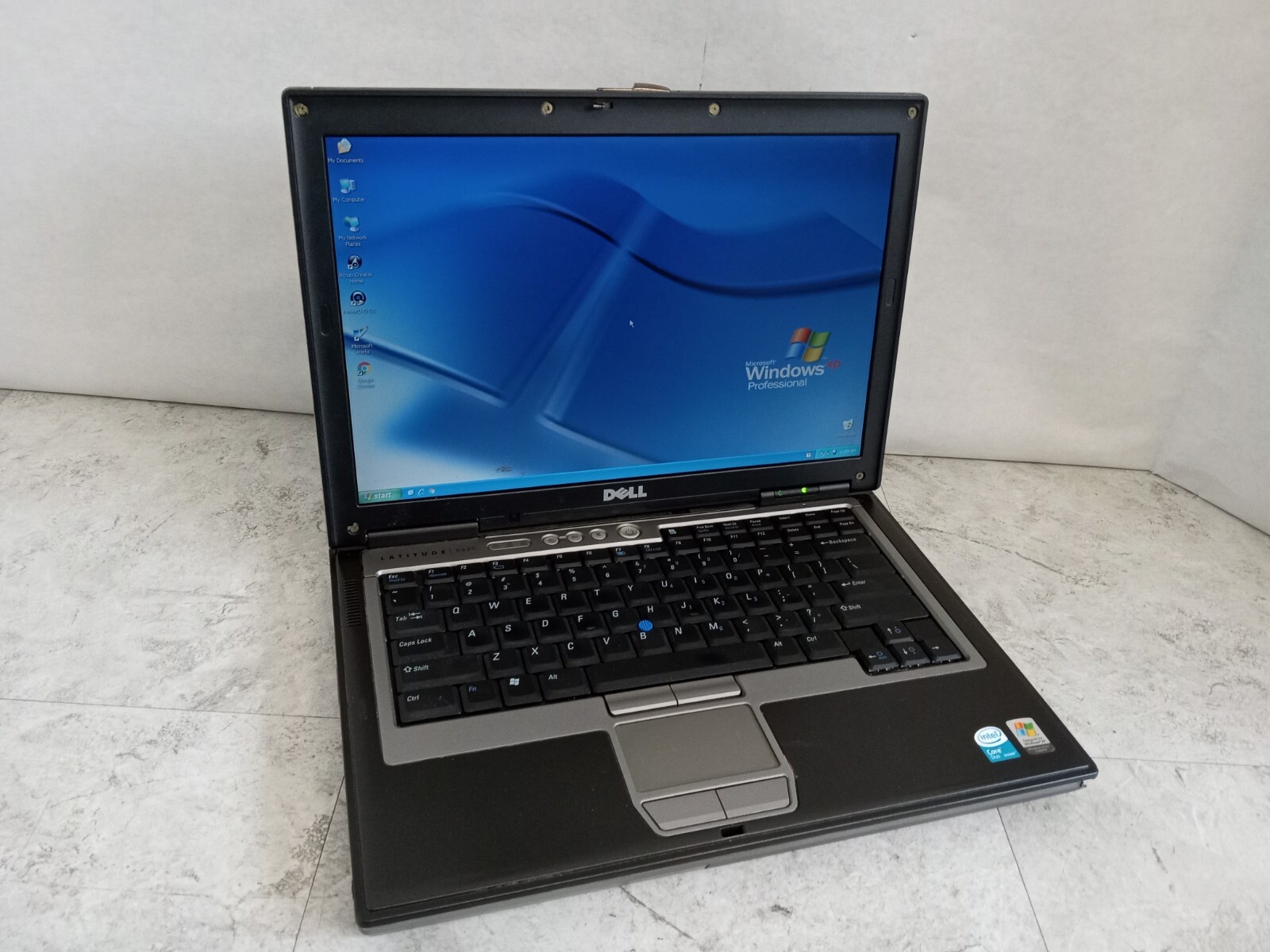 Dell Latitude D620 14″ Laptop Intel Core Duo 2GB RAM 80GB XP RS232 *C-GRADE* -RR