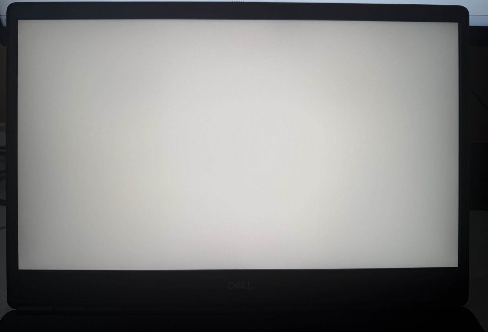 Dell Precision 7760 4K Xeon W-11855M 64GB (2×32)RAM 1TB SSD RTX A5000 16 GB