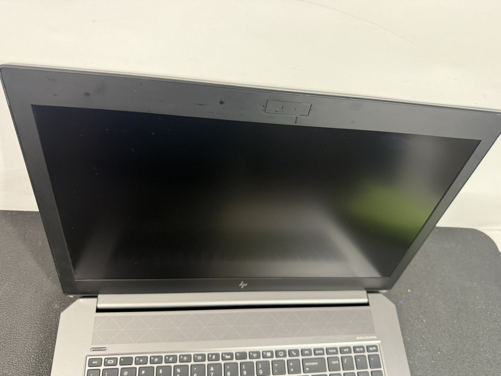 HP ZBook 17 G6 17.3″ i7-9850H 32GB DDR4 512GB RTX 3000 – NO BATTERY – READ