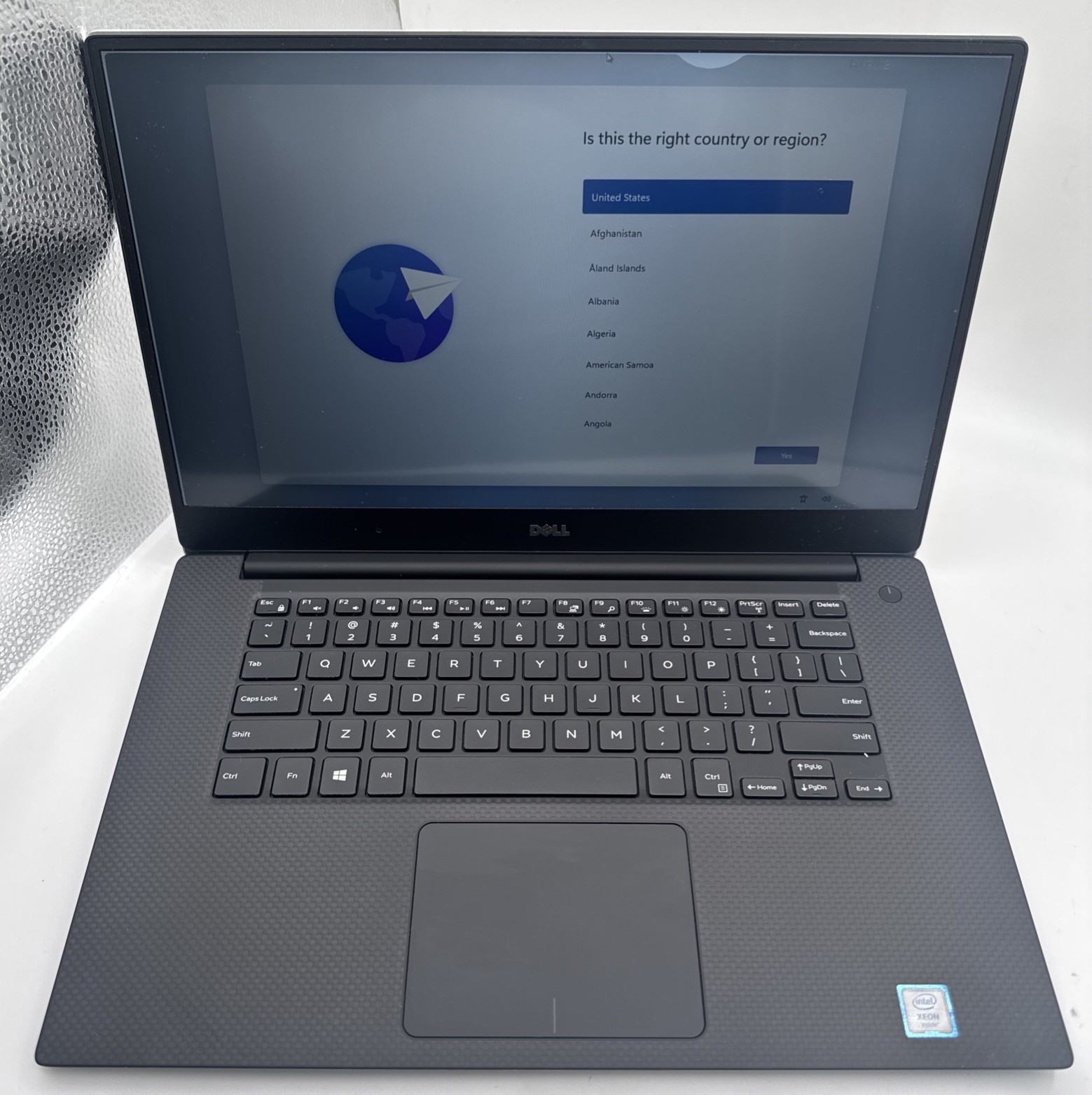 DELL PRECISION 5520 | XEON E-1505M V6 | 1TB 32GB | Win 11Pro-Excellent Battery!