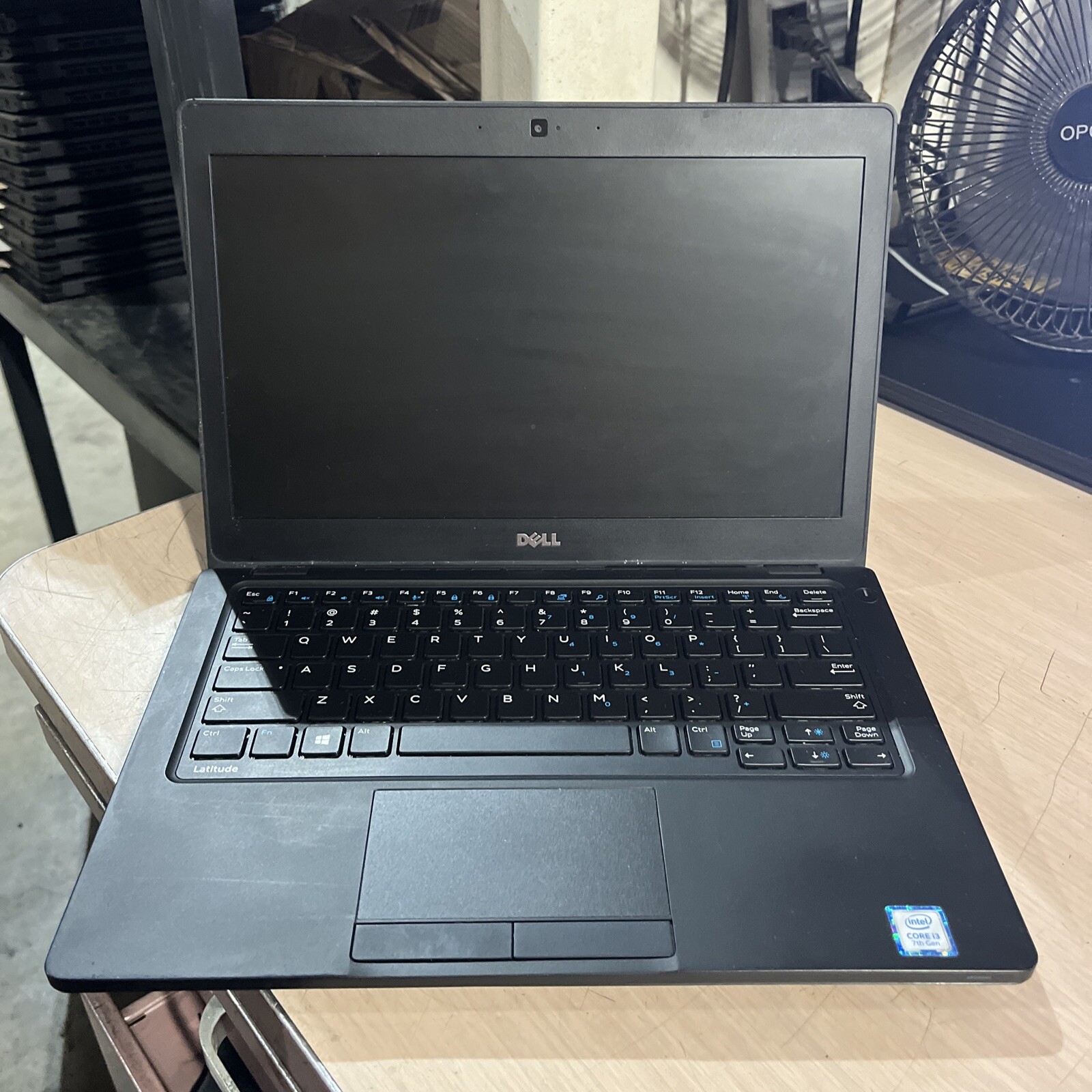 DELL LATITUDE 5280 INTEL CORE I3-7100U 2.40GHZ 8GB RAM NO HD +