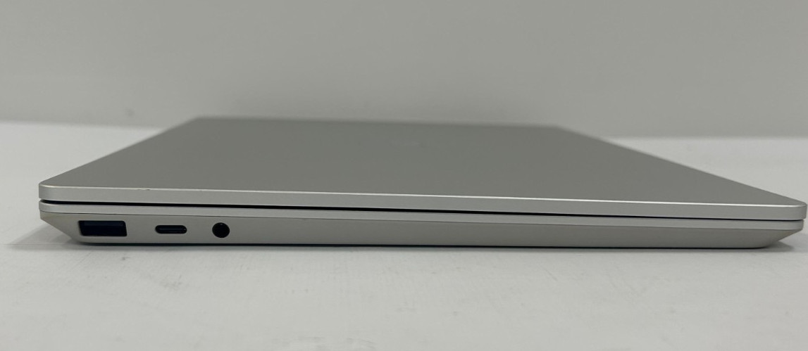 Microsoft Surface Laptop Go 1943 12.4” i5-1035G1 4GB/64GBSSD BatteryNotInstalled