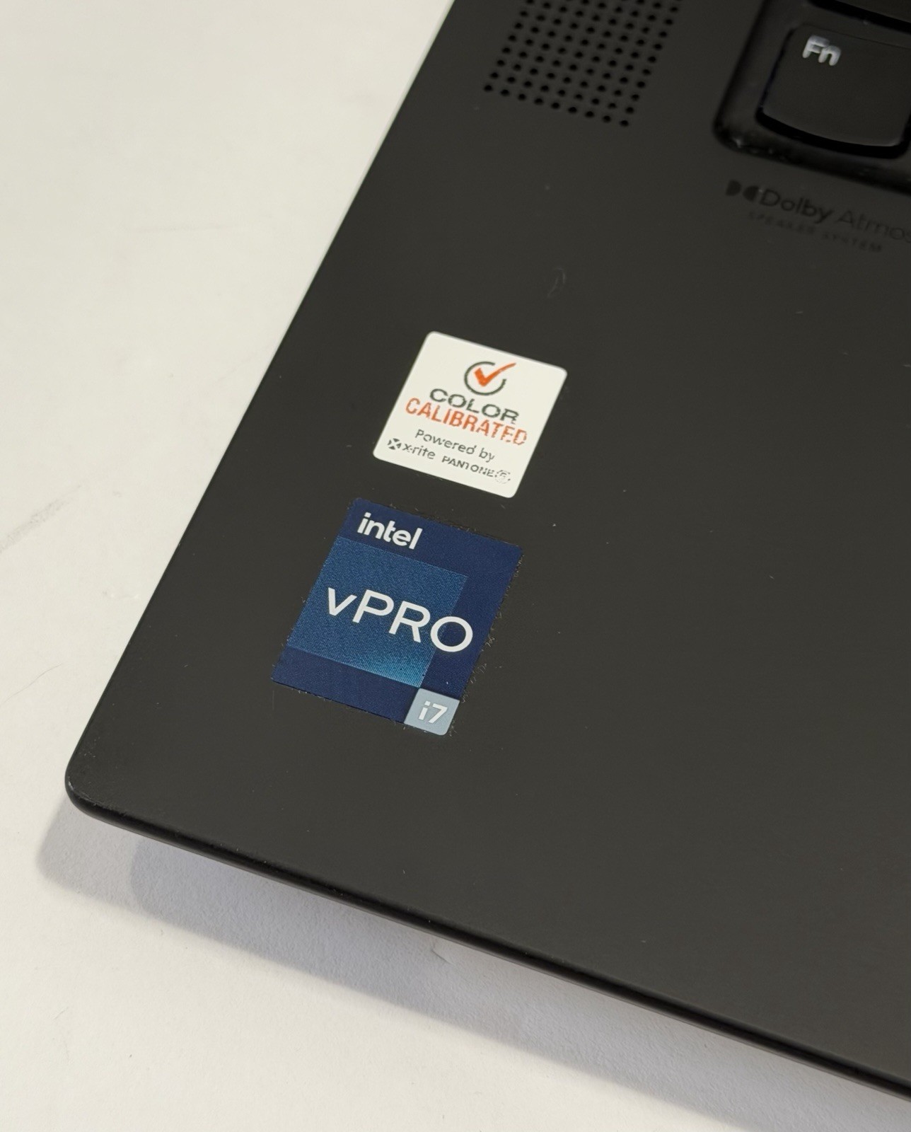 Lenovo ThinkPad P1 Gen 5 16 QHD+ IPS i7-12800H 32GB 1TB SSD RTX 3070 Ti Laptop