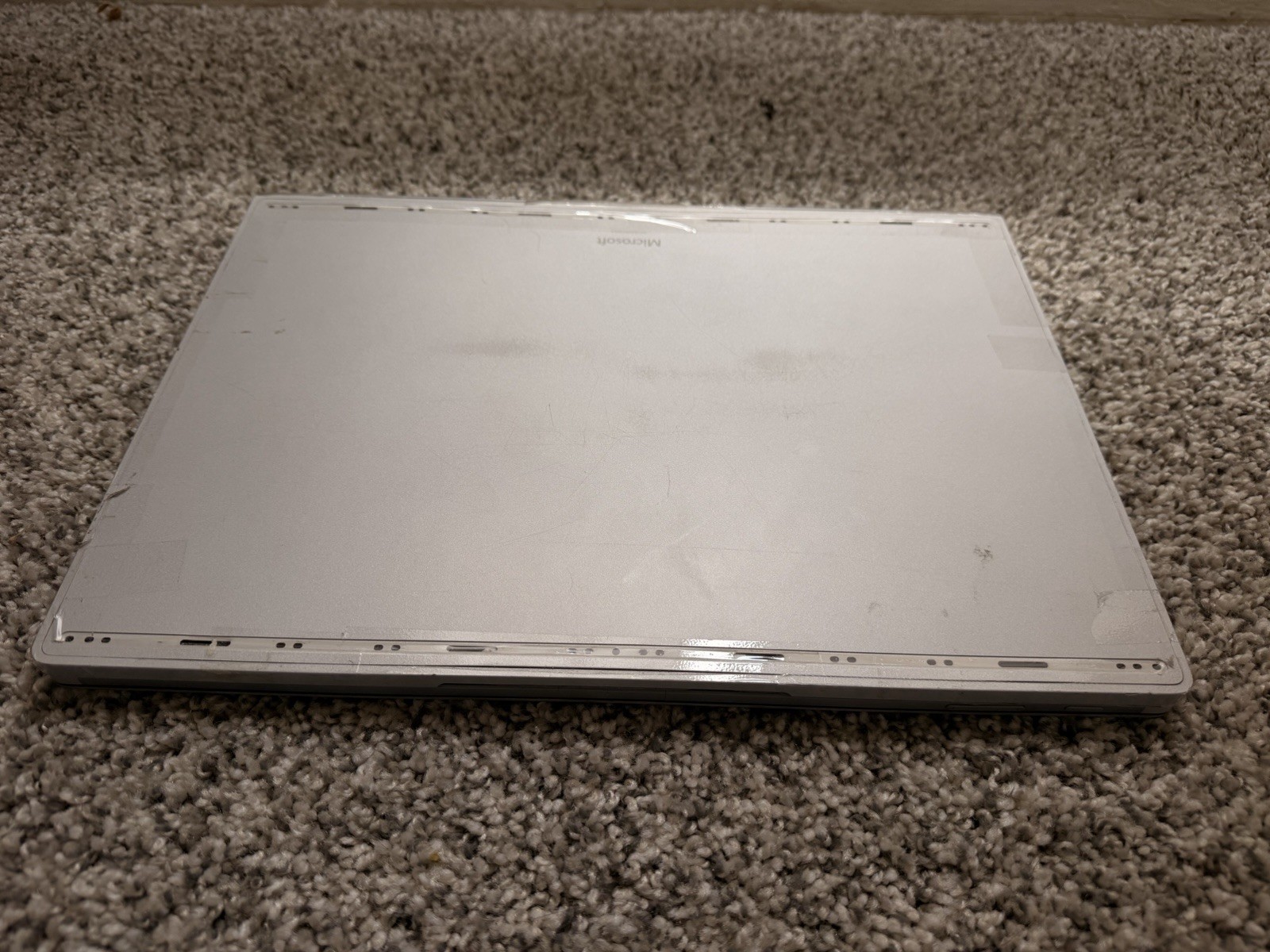 Microsoft Surface Book 3 15″ (256GB, Intel i7-10th, 16GB RAM) Silver