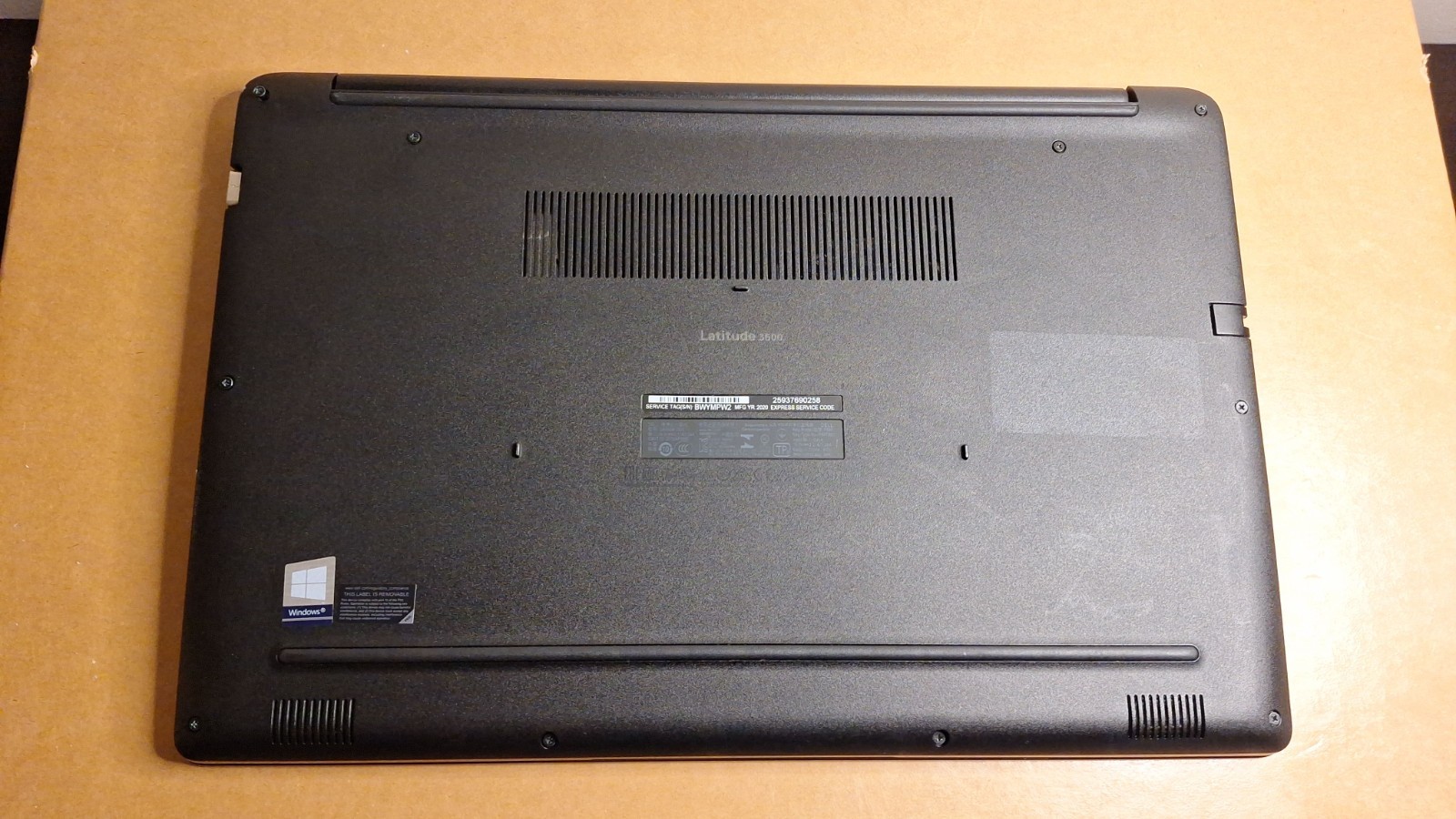 Dell Latitude 3500 15.6″ Core i5-8265U