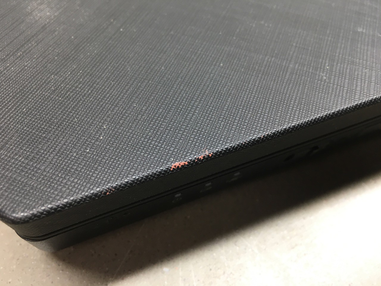 Lenovo Laptop IdeaPad Y510 15.4″ Pentium T2390 2GB RAM 160GB HD Windows 7 Pro